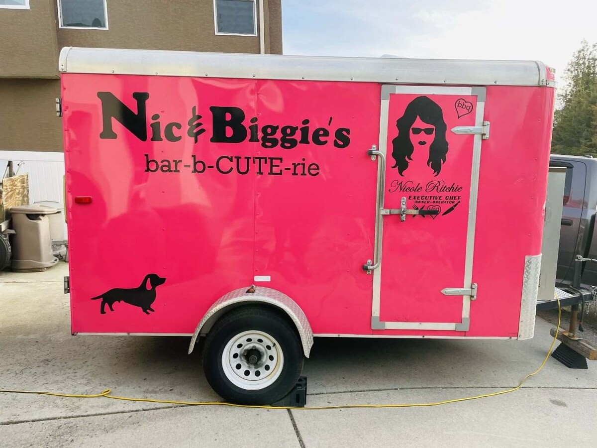 The pink Nic and Biggies food truck